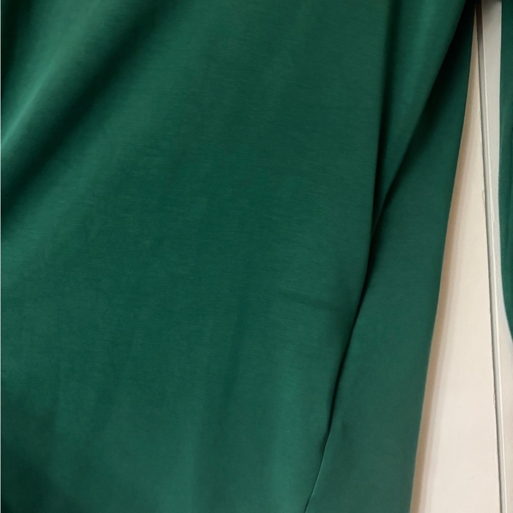 Green V-Neck Long Sleeve Dress with White Stripe Trim - Picture 4 of 6